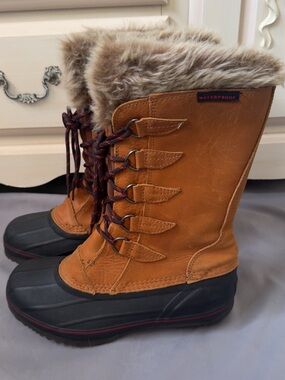 Kodiak Tan Faux-Fur Lace-Up Waterproof Winter Boots